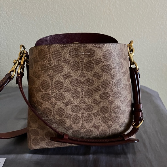 Coach Signature Canvas Willow Bucket Bag NWT - Picture 12 of 16